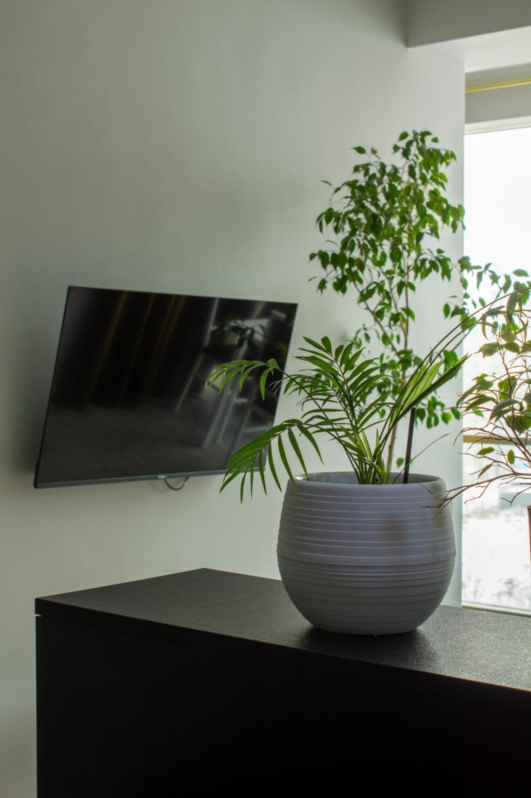 9Th And 6Th Floor Stylish Apartments With Mountainvista บิชเคก ภายนอก รูปภาพ