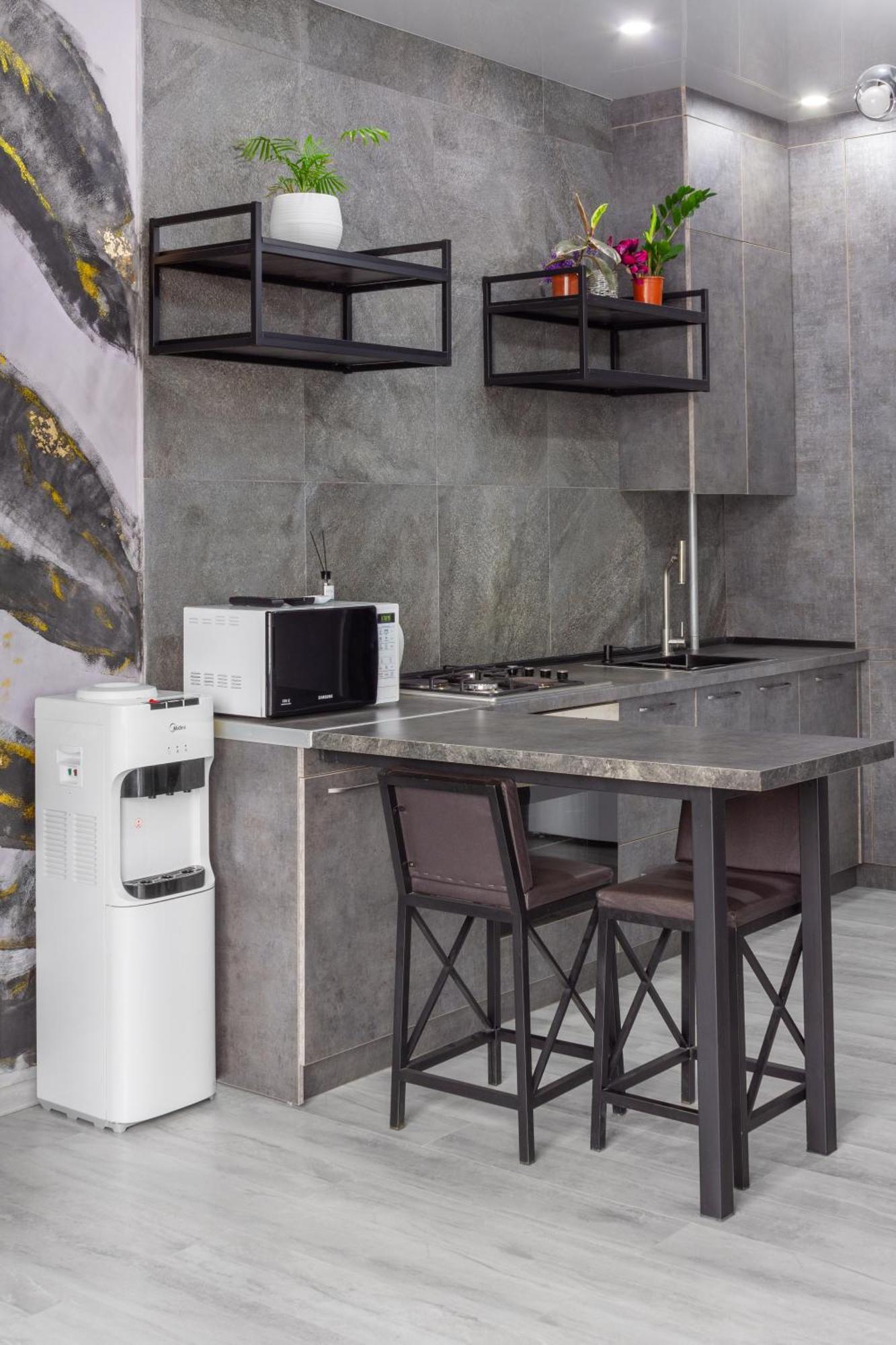 9Th And 6Th Floor Stylish Apartments With Mountainvista บิชเคก ภายนอก รูปภาพ