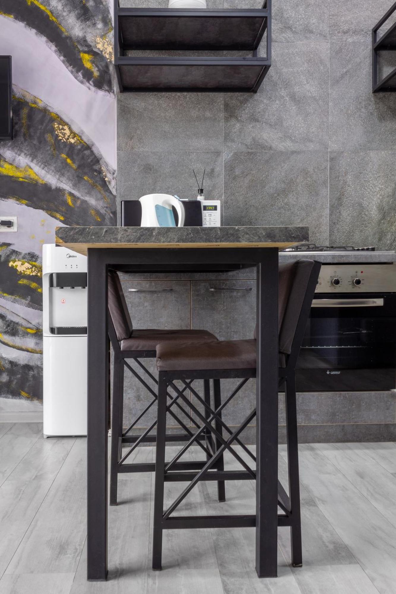 9Th And 6Th Floor Stylish Apartments With Mountainvista บิชเคก ภายนอก รูปภาพ